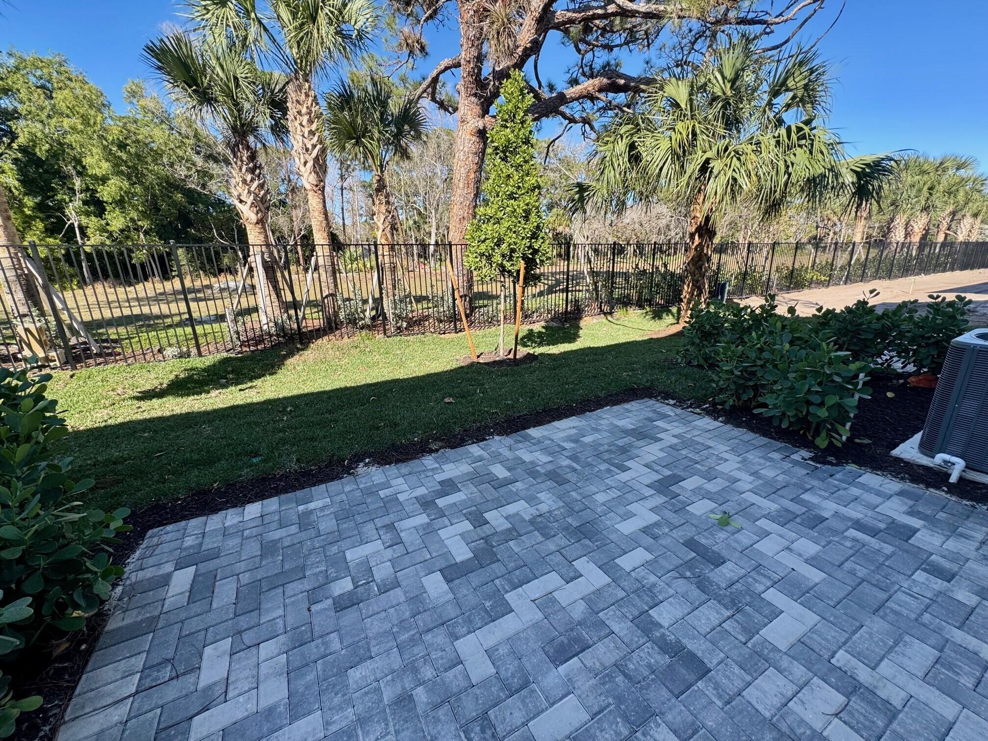 EVERTON - Residential