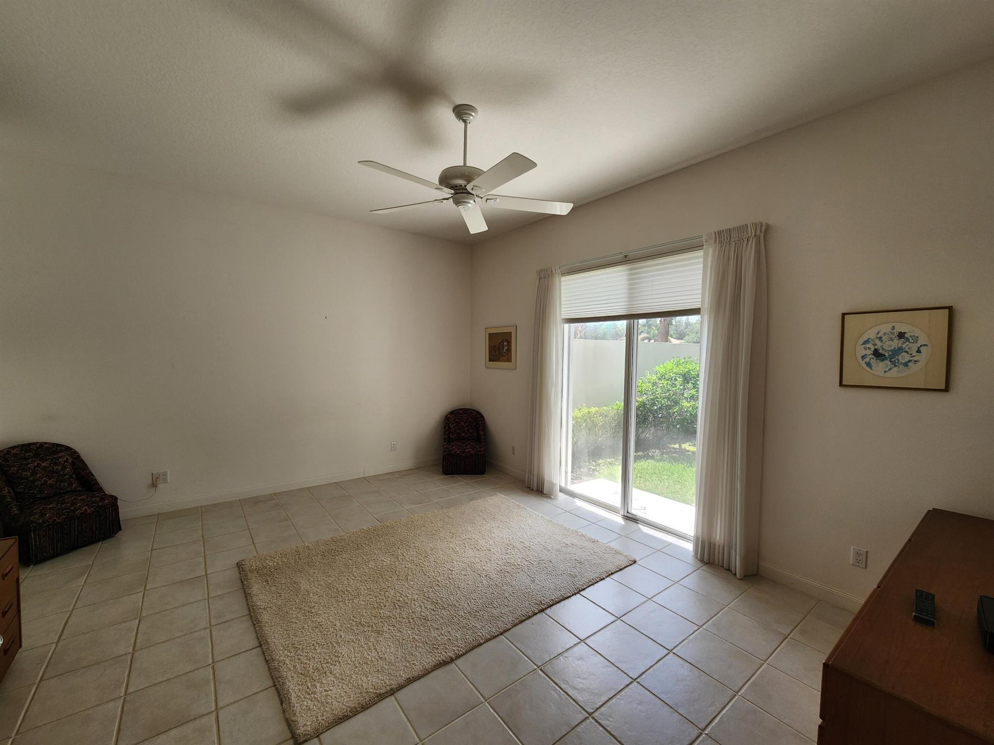 RIVERWALK 12 - Residential Lease