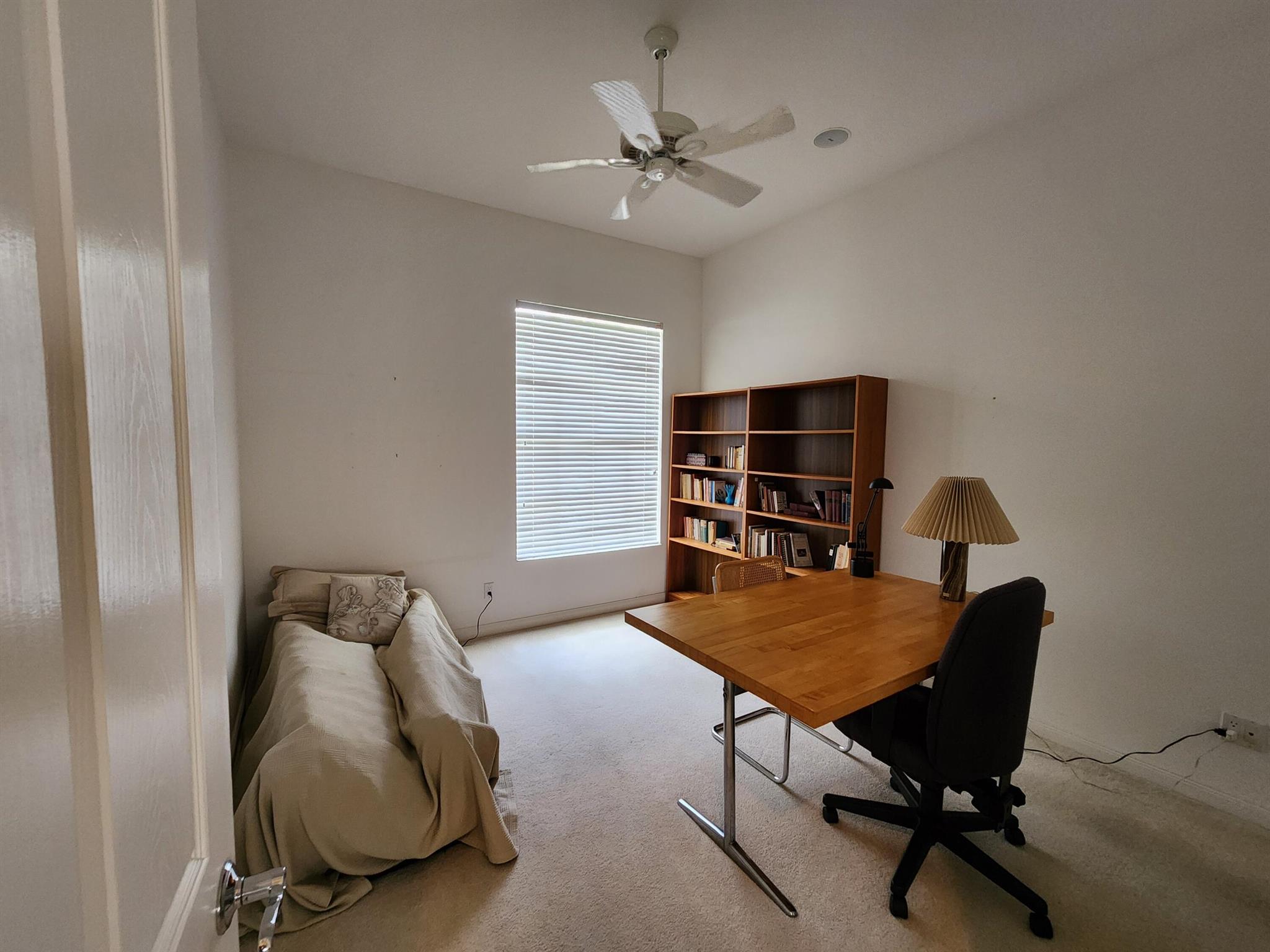 RIVERWALK 12 - Residential Lease