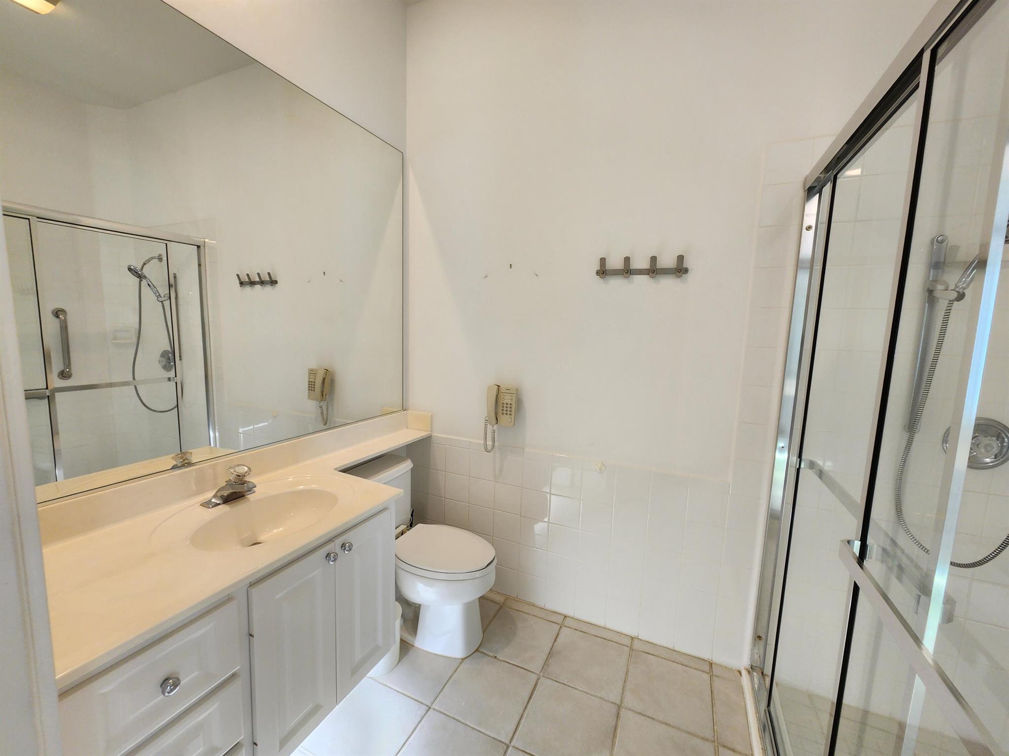 RIVERWALK 12 - Residential Lease