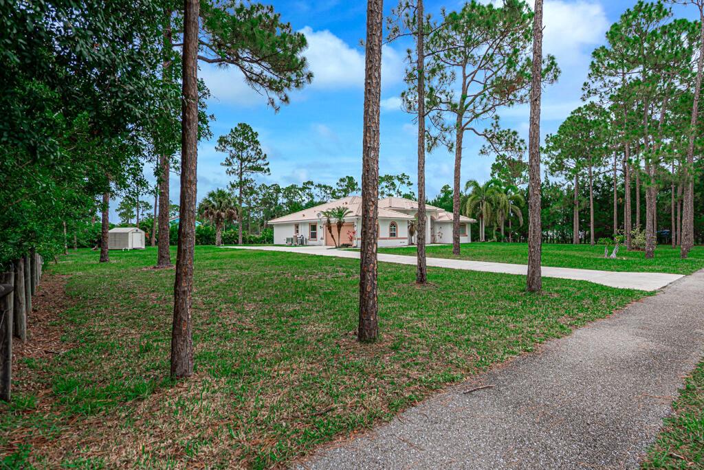 Acreage/:Loxahatchee - Residential