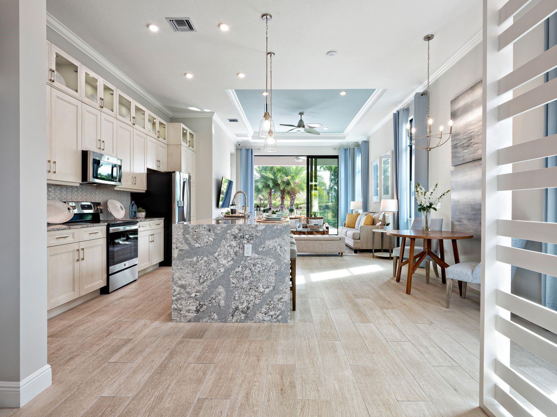 CRESSWIND PALM BEACH - Residential