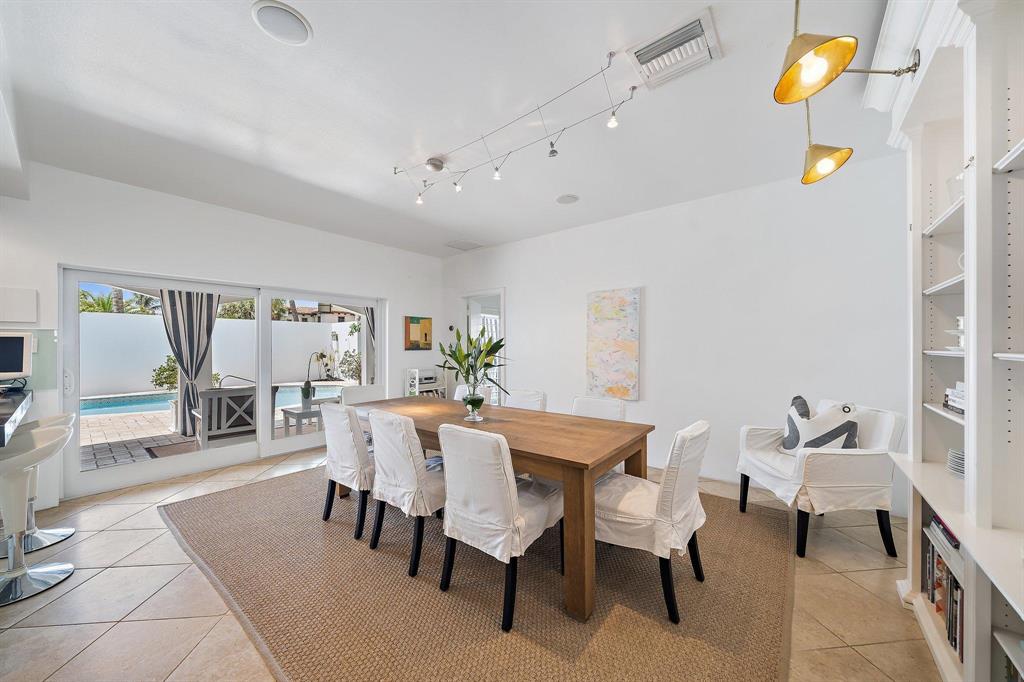 JUPITER INLET BEACH COLON - Residential