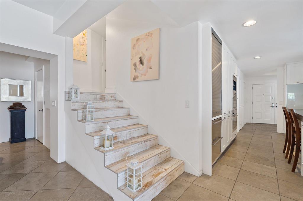 JUPITER INLET BEACH COLON - Residential