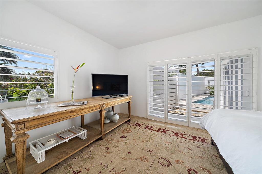 JUPITER INLET BEACH COLON - Residential