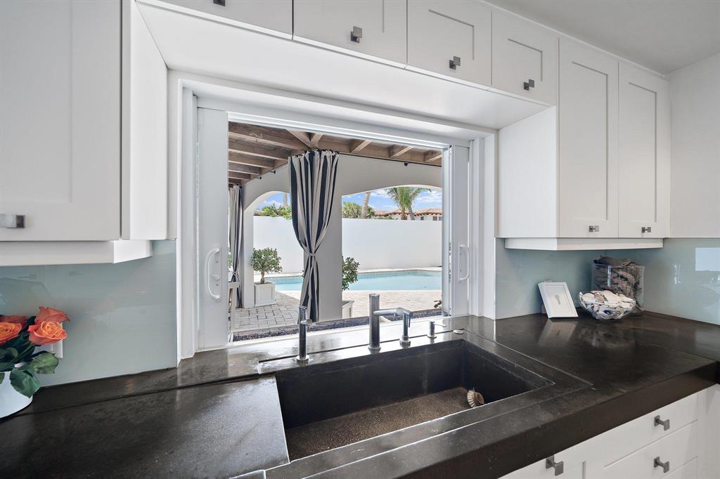 JUPITER INLET BEACH COLON - Residential