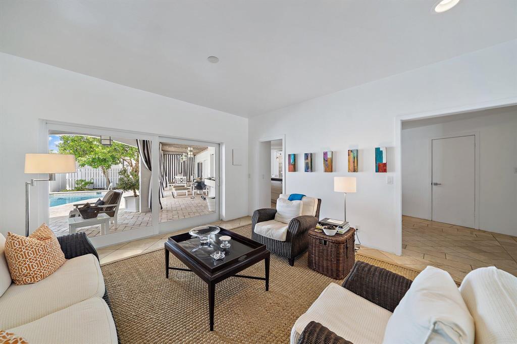 JUPITER INLET BEACH COLON - Residential