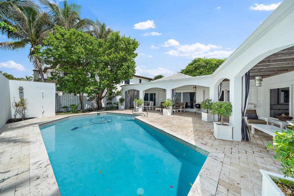 JUPITER INLET BEACH COLON - Residential