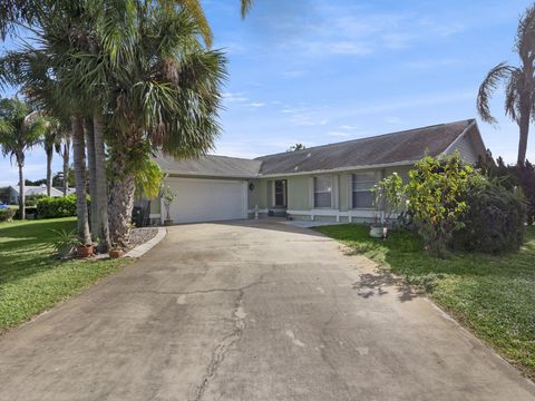 A home in Port St Lucie