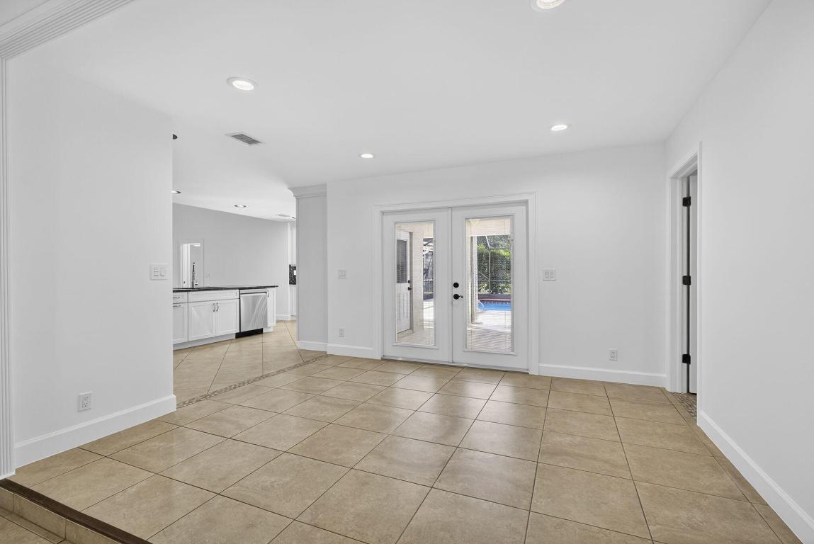 SOUTH SHORE 2 OF WELLINGTON - Residential Lease