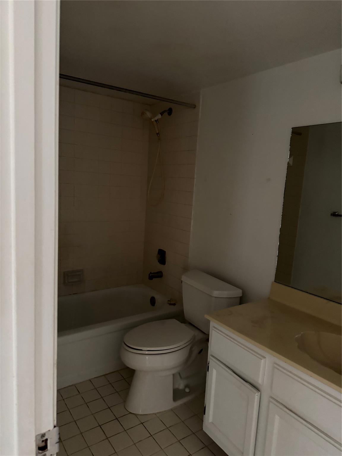 INVERLAKE OF INVERRARY CONDO - Residential