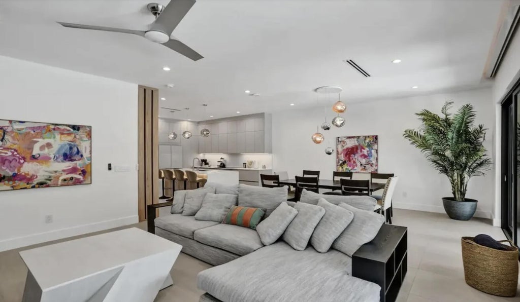 Photo of 828 SW 16TH Street, Fort Lauderdale, FL 33315 (MLS # B26069281)