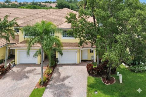 1055 Imperial Lake Rd West Palm Beach FL 33413