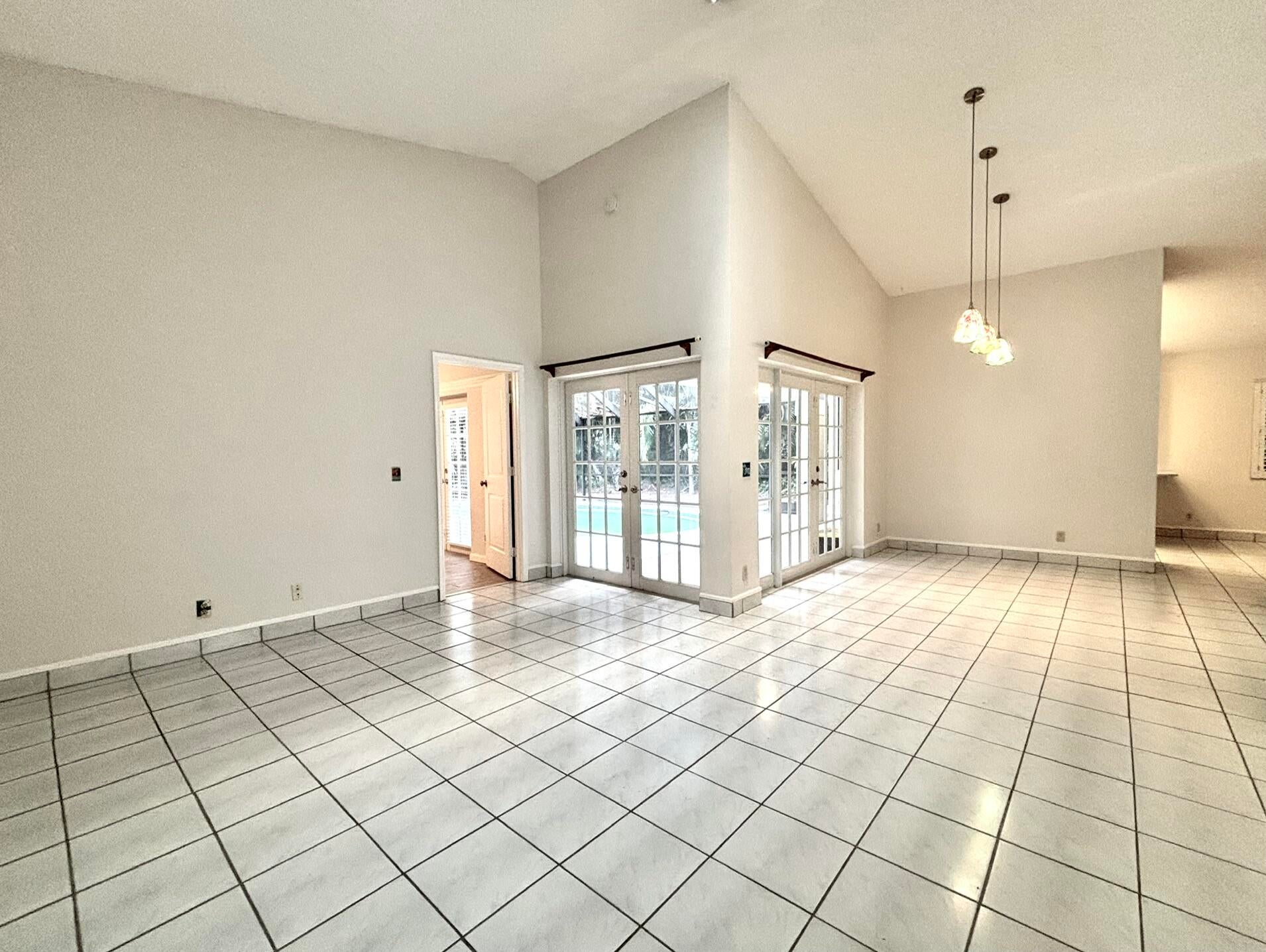 5762 Peachwood Court
