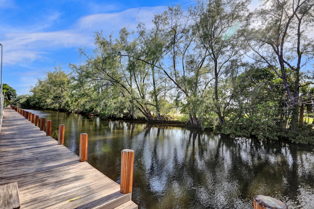 Photo of 5911 NE 14TH Lane #201S, Fort Lauderdale, FL 33334 (MLS # B26093205)