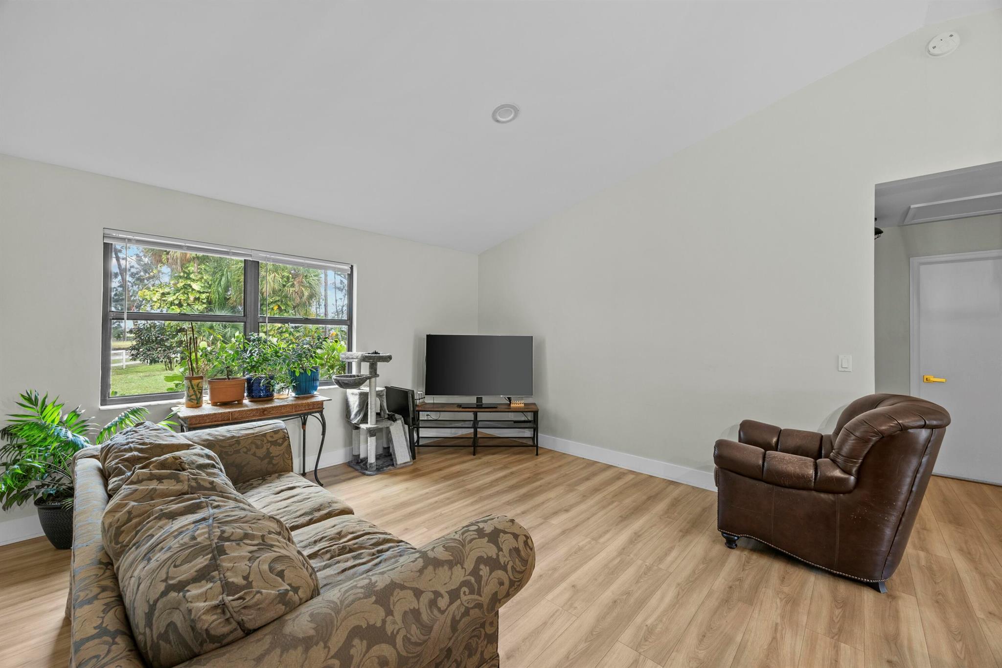 16569 60th Street N