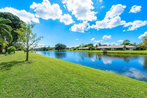 A home in Royal Palm Beach