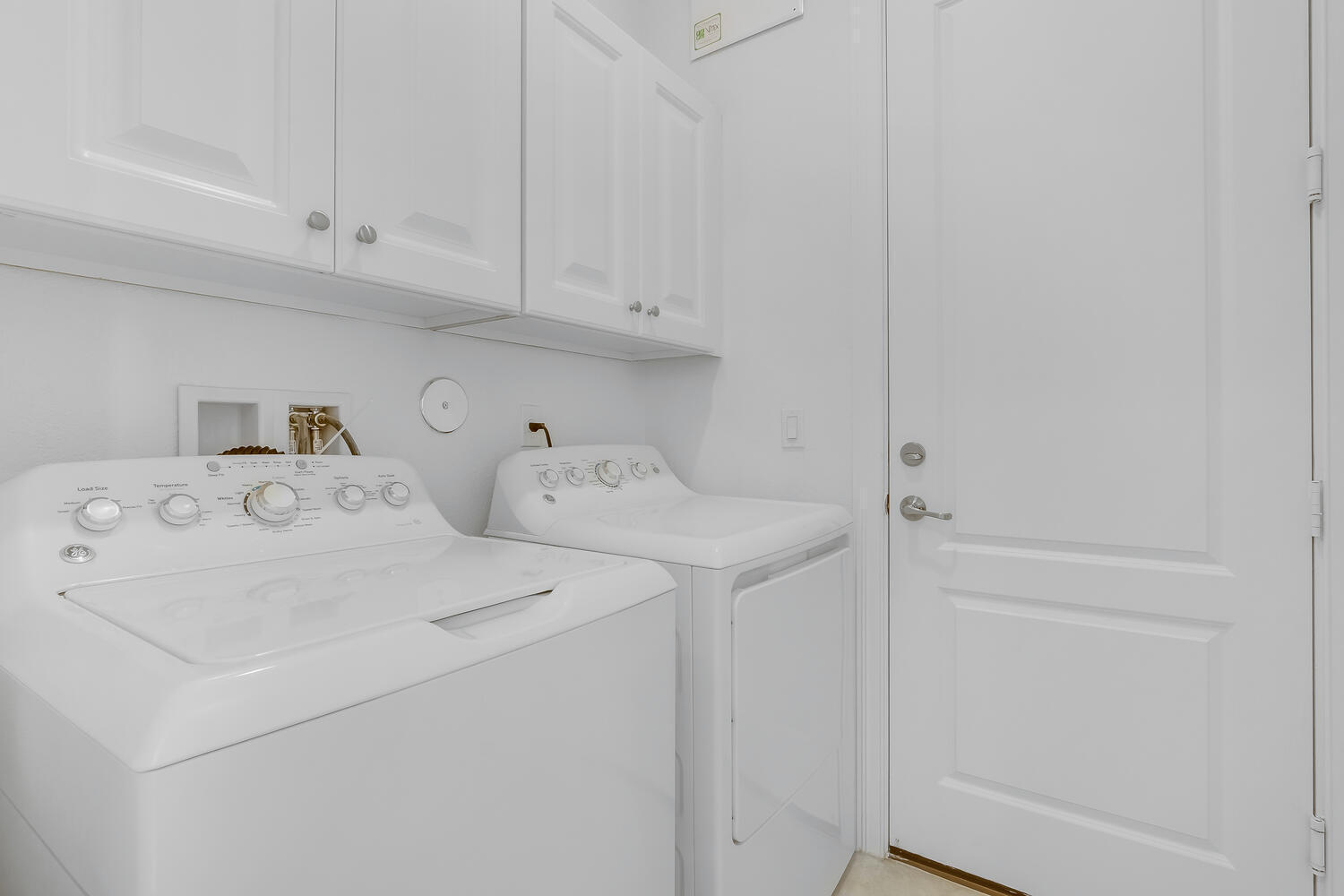 DEBUYS PLAT - Residential Lease