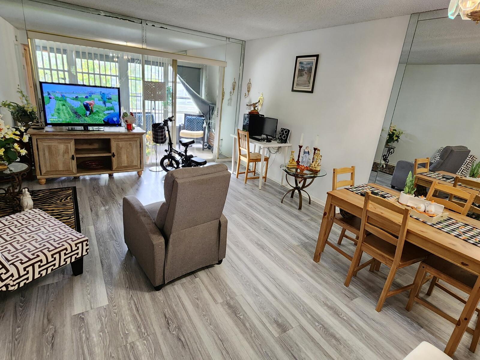 GREENS CONDO APTS PHASE I - Residential