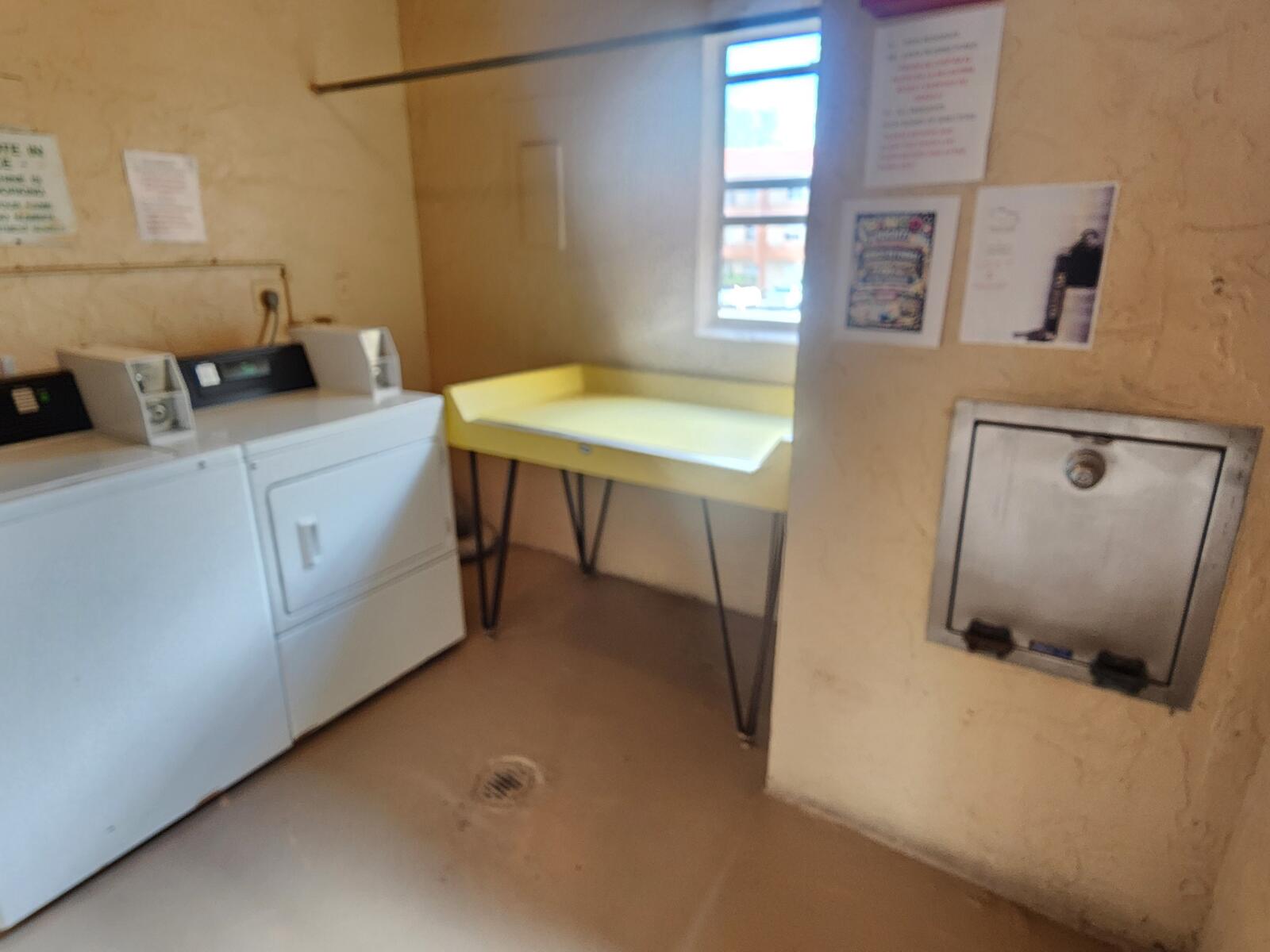 GREENS CONDO APTS PHASE I - Residential