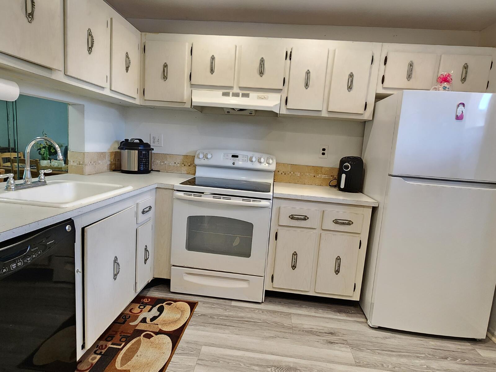 8842 W Mcnab Road 205