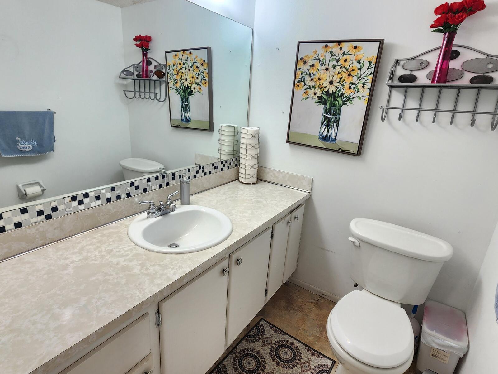 GREENS CONDO APTS PHASE I - Residential