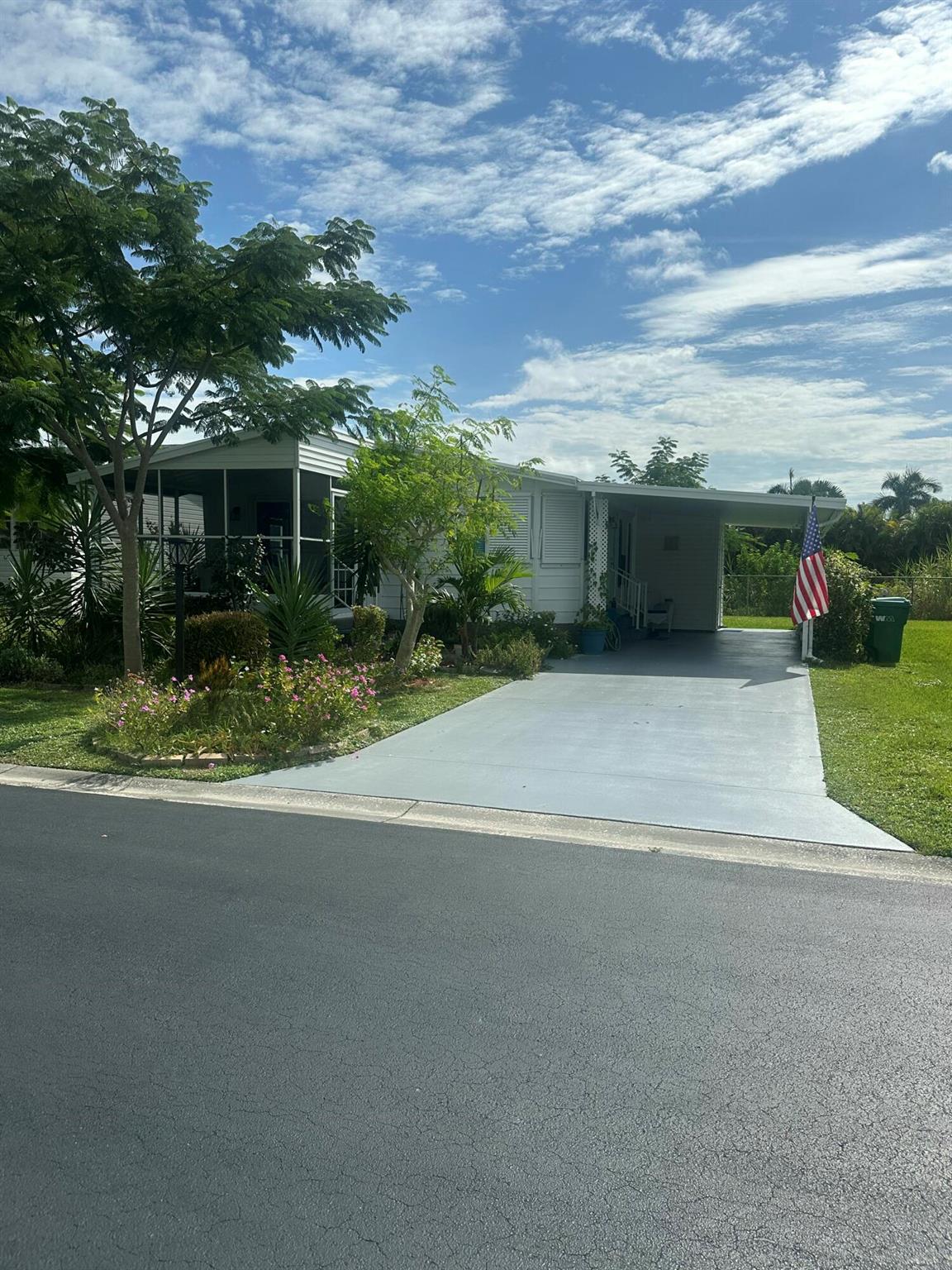 SEMINOLE COVE CONDOMINIUM - Residential