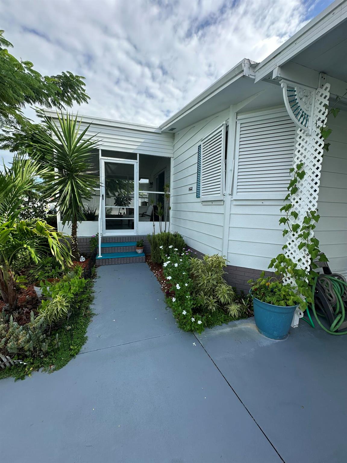 SEMINOLE COVE CONDOMINIUM - Residential