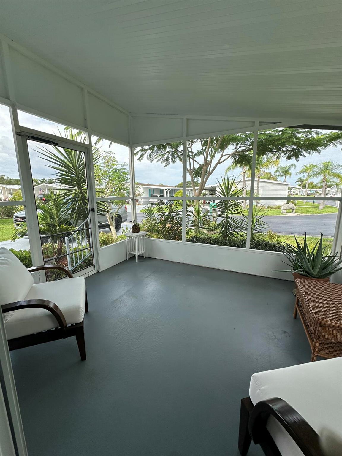SEMINOLE COVE CONDOMINIUM - Residential