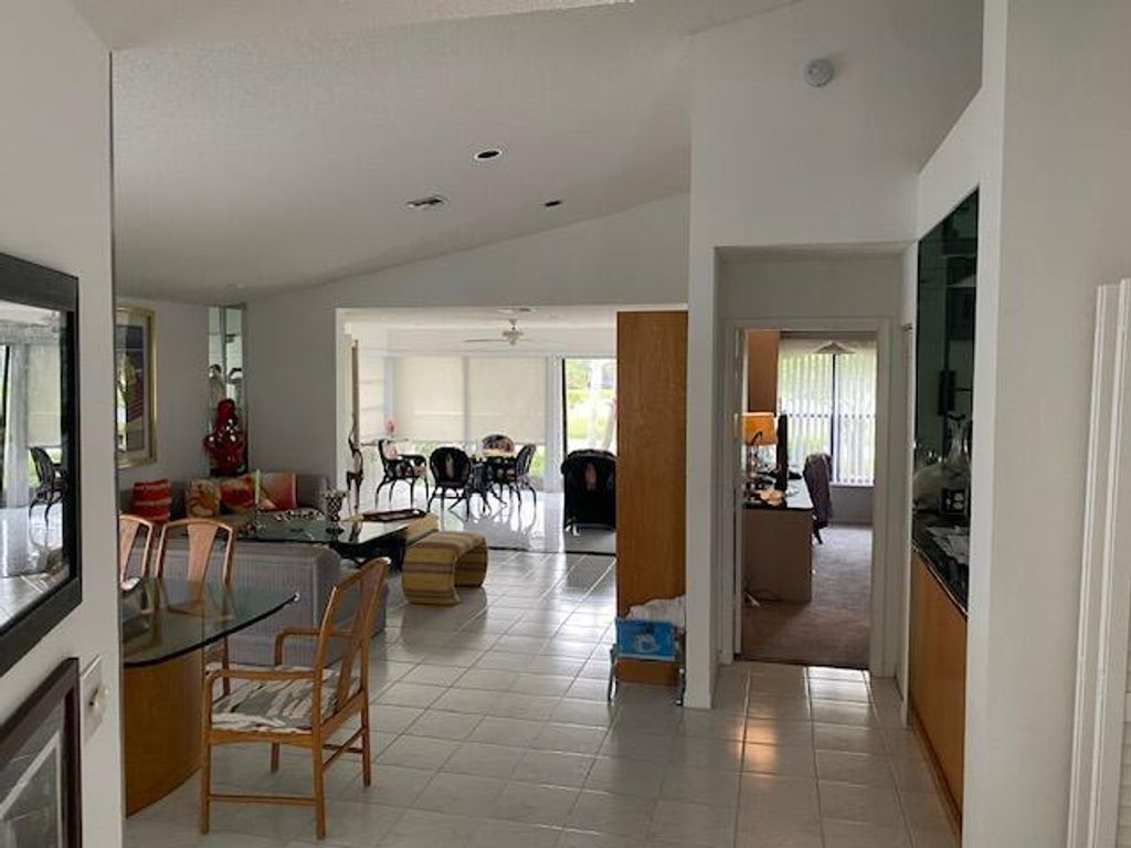 Photo of 6806 Touchstone Circle, Palm Beach Gardens, FL 33418 (MLS # R10948878)
