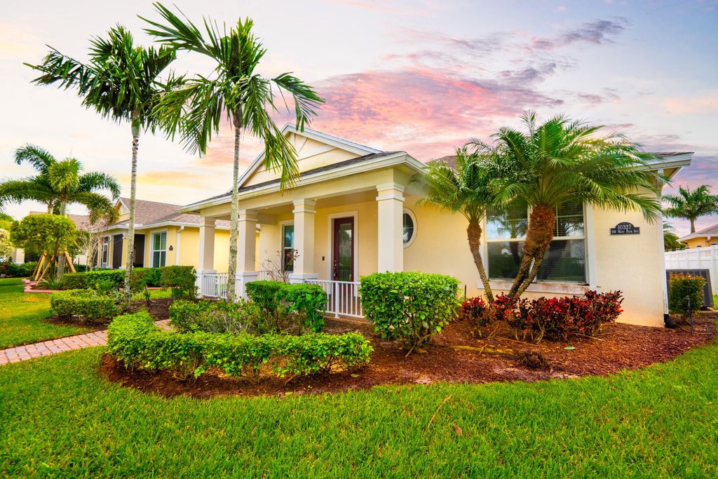 Photo of 10327 SW West Park Avenue, Port Saint Lucie, FL 34987 (MLS # R10954005)