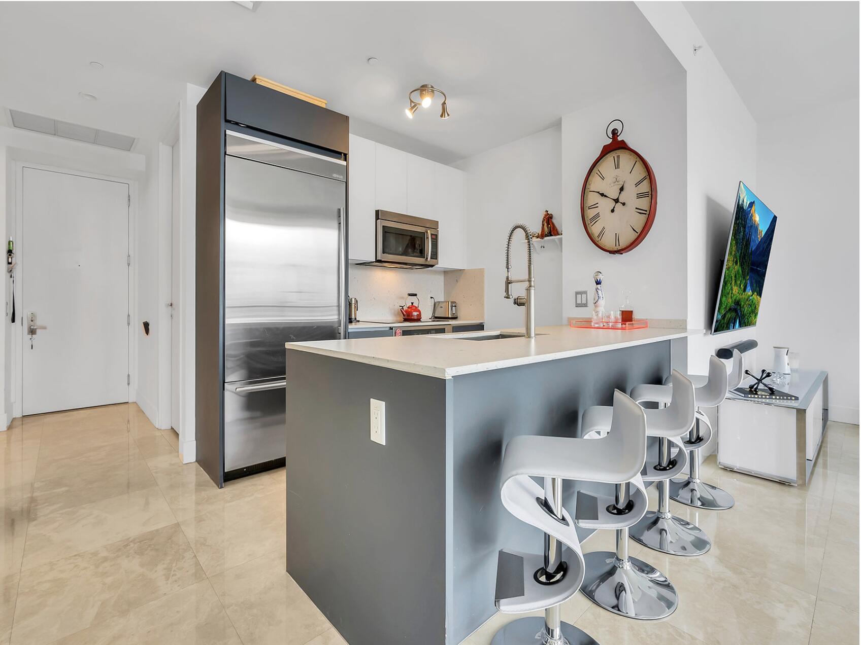 1300 Brickell Bay Drive 3900