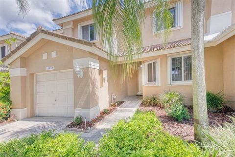 15843 SW 10th St Pembroke Pines FL 33027