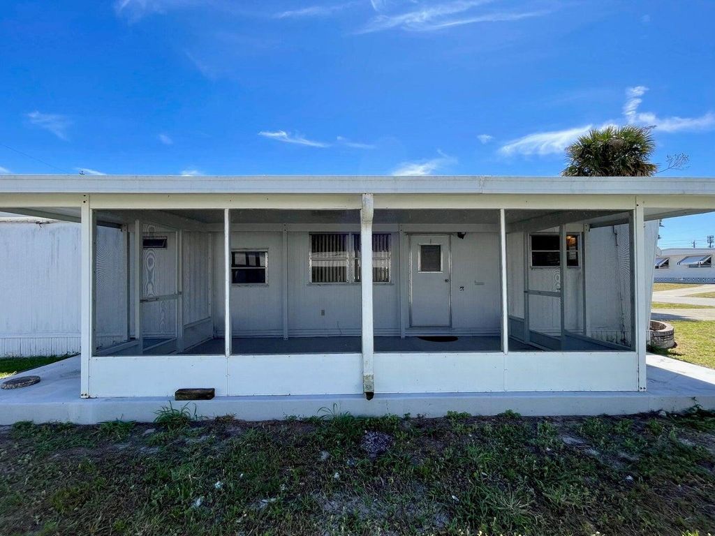 Photo of 8459 SE Eagle Avenue, Hobe Sound, FL 33455 (MLS # R11080109)
