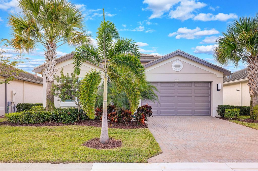 Photo of 12223 SW Jasper Lake Way, Port St Lucie, FL 34987 (MLS # R10933556)