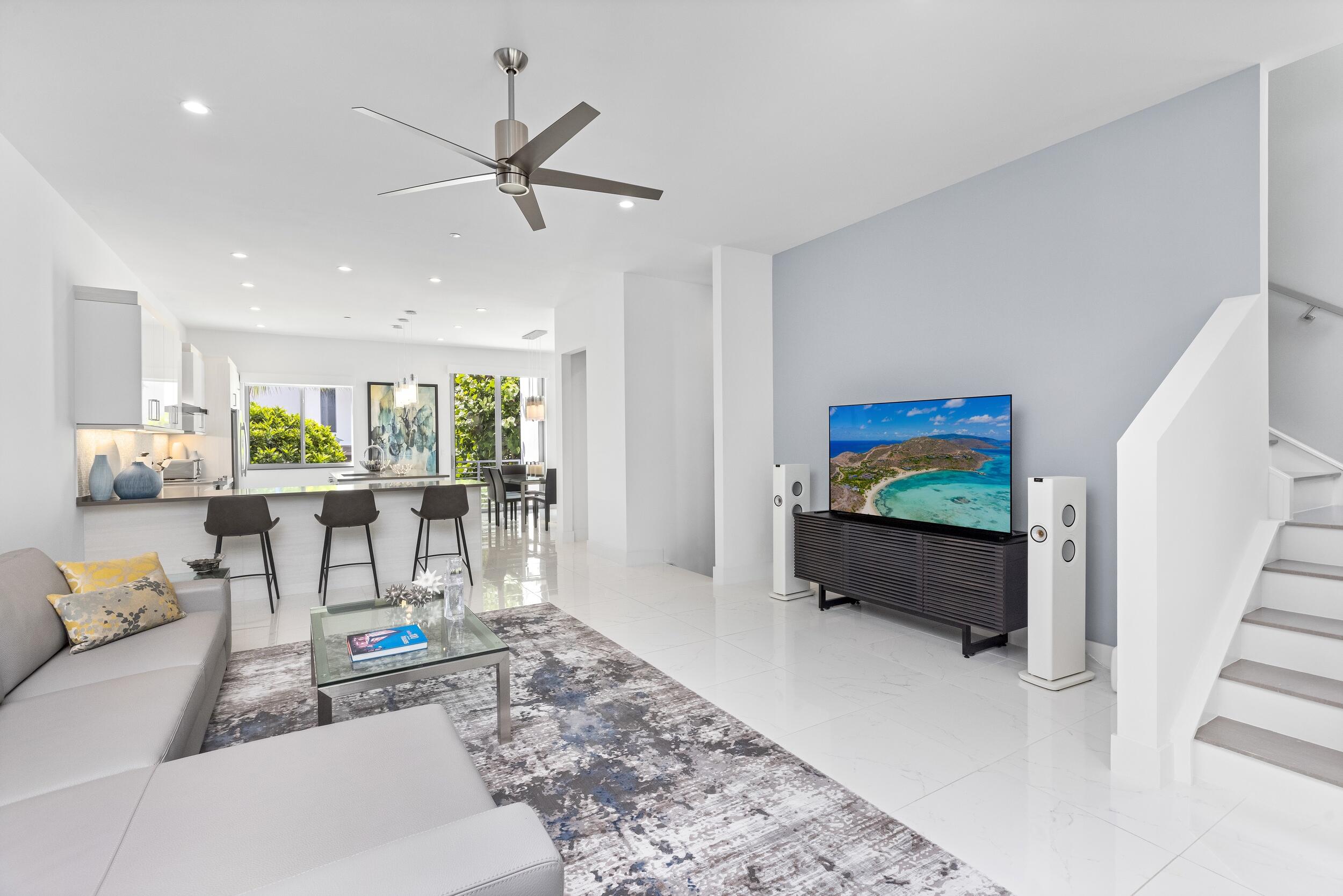 Moderne Boca - Residential