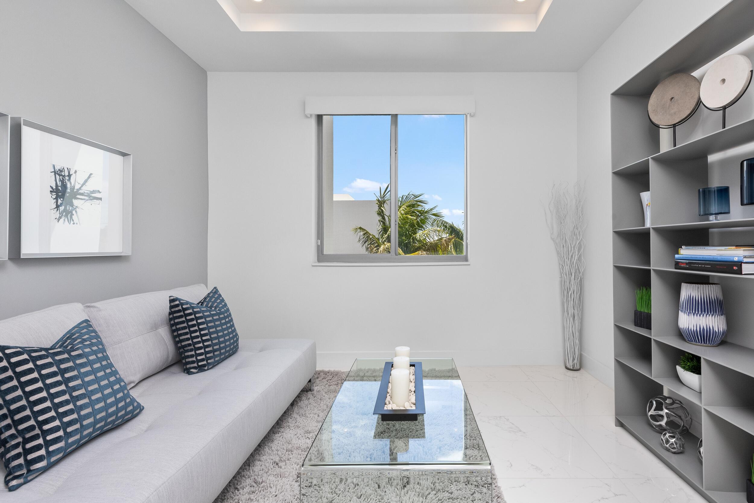Moderne Boca - Residential