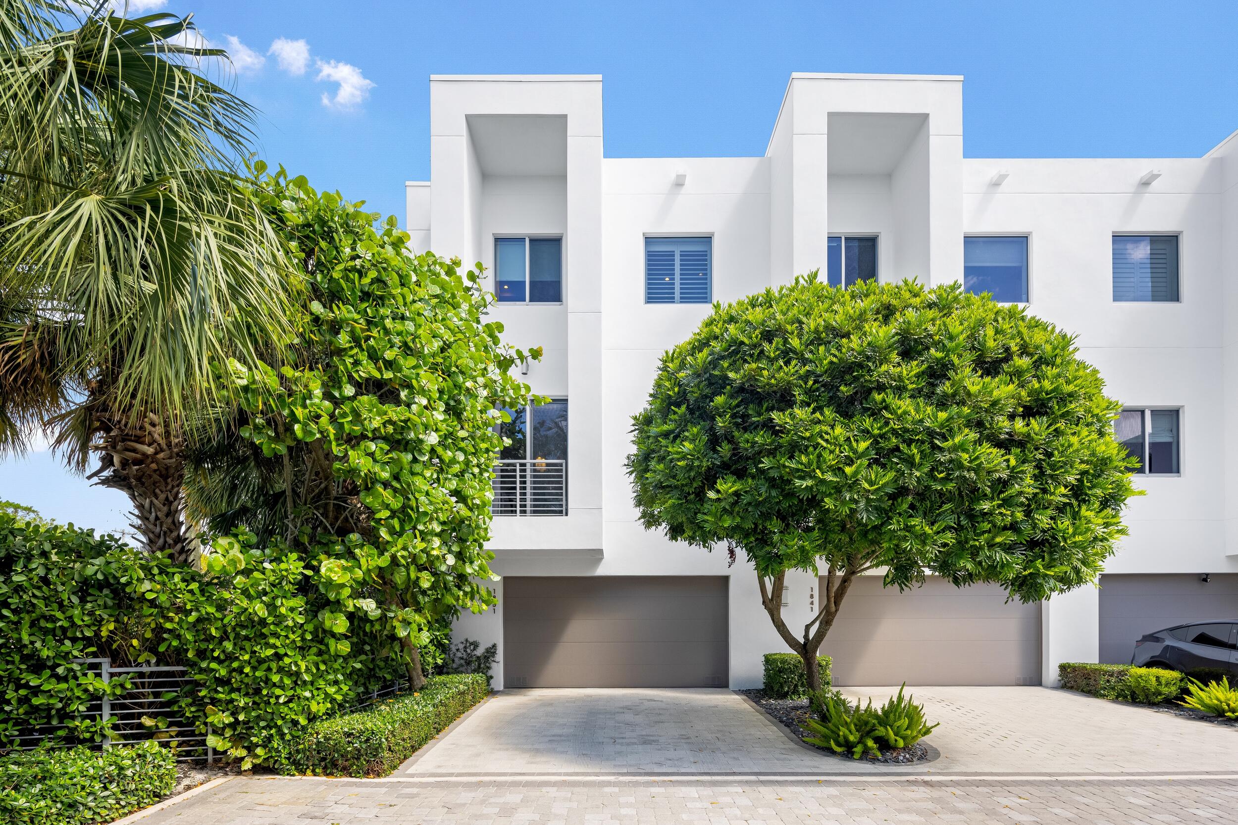 Moderne Boca - Residential