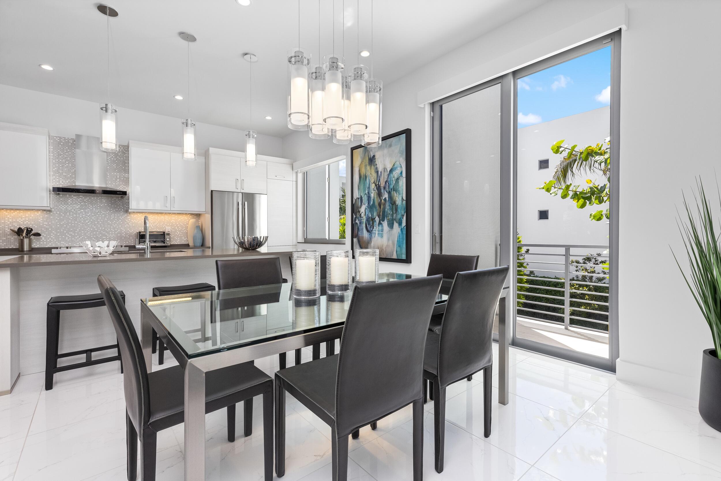 Moderne Boca - Residential