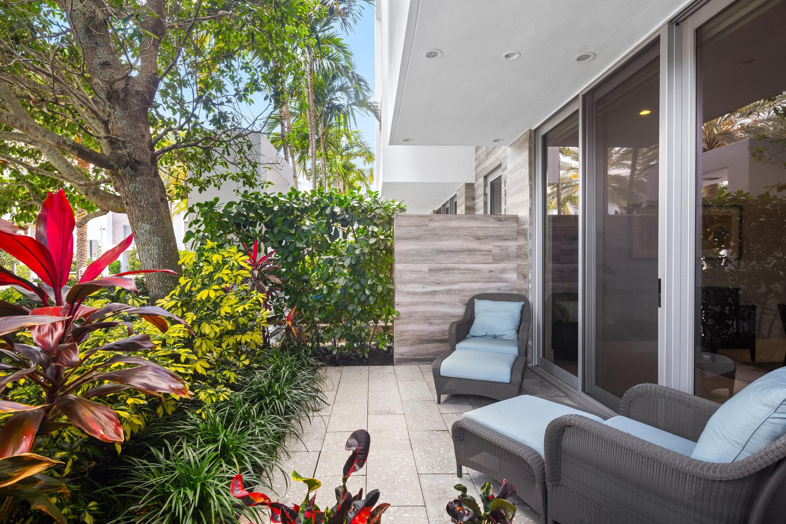 Moderne Boca - Residential