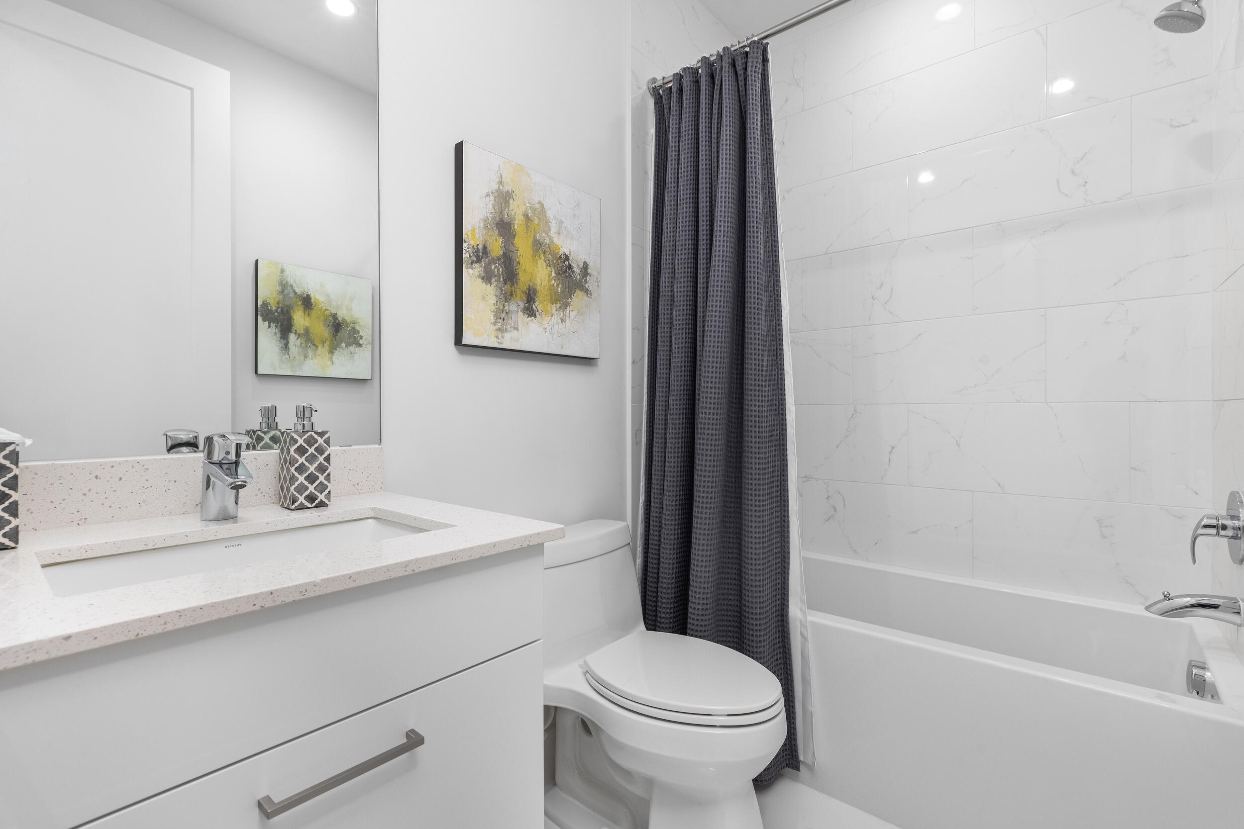 Moderne Boca - Residential