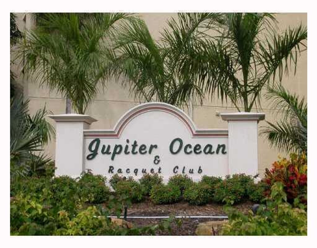 Photo of 1605 S Us Highway 1 #E203, Jupiter, FL 33477 (MLS # R10672024)