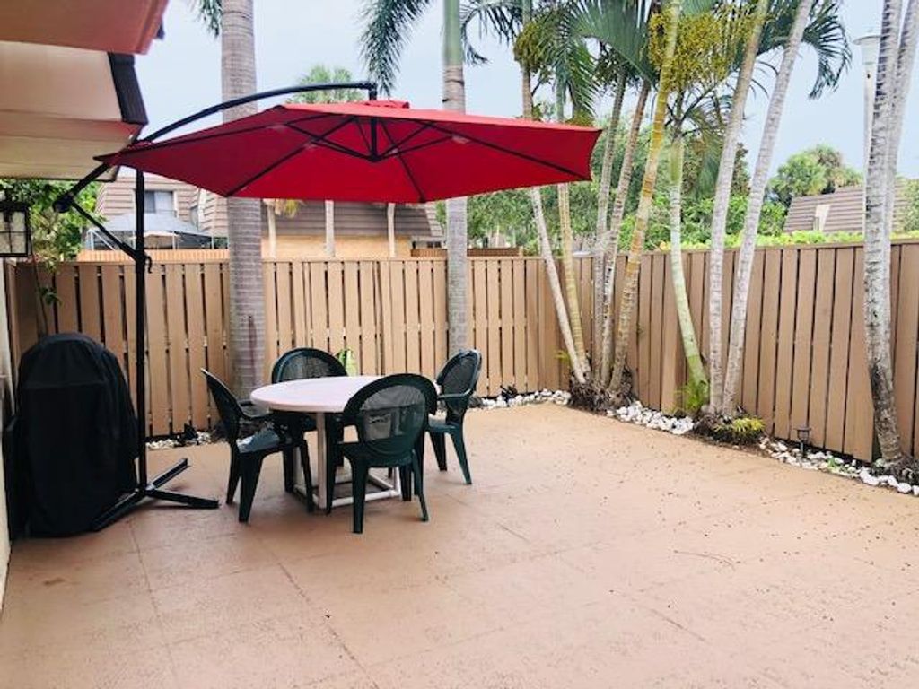 Photo of 1714 17th Court, Jupiter, FL 33477 (MLS # R10731085)