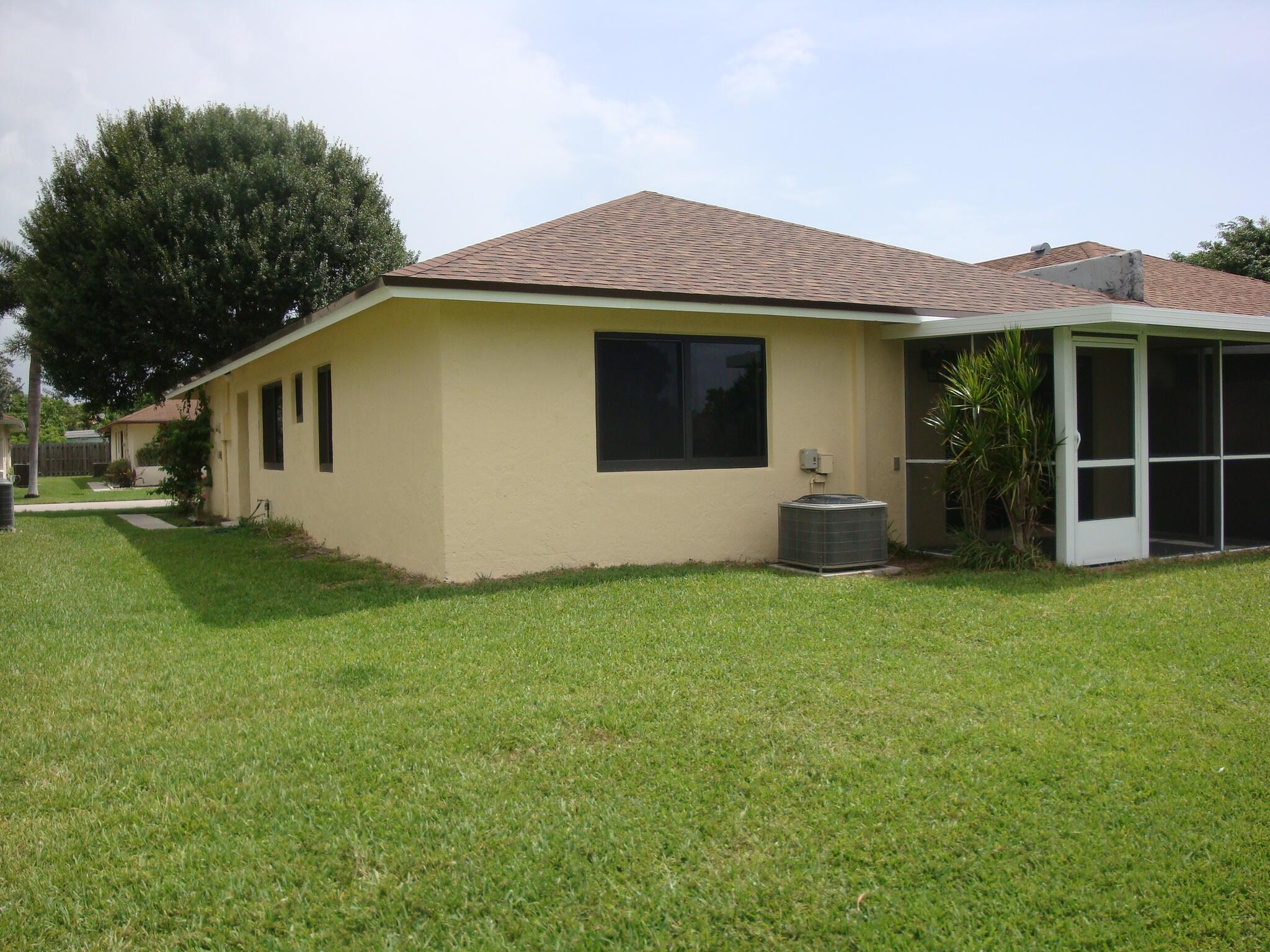 PALM HILL VILLAS UNIT THREE - Residential