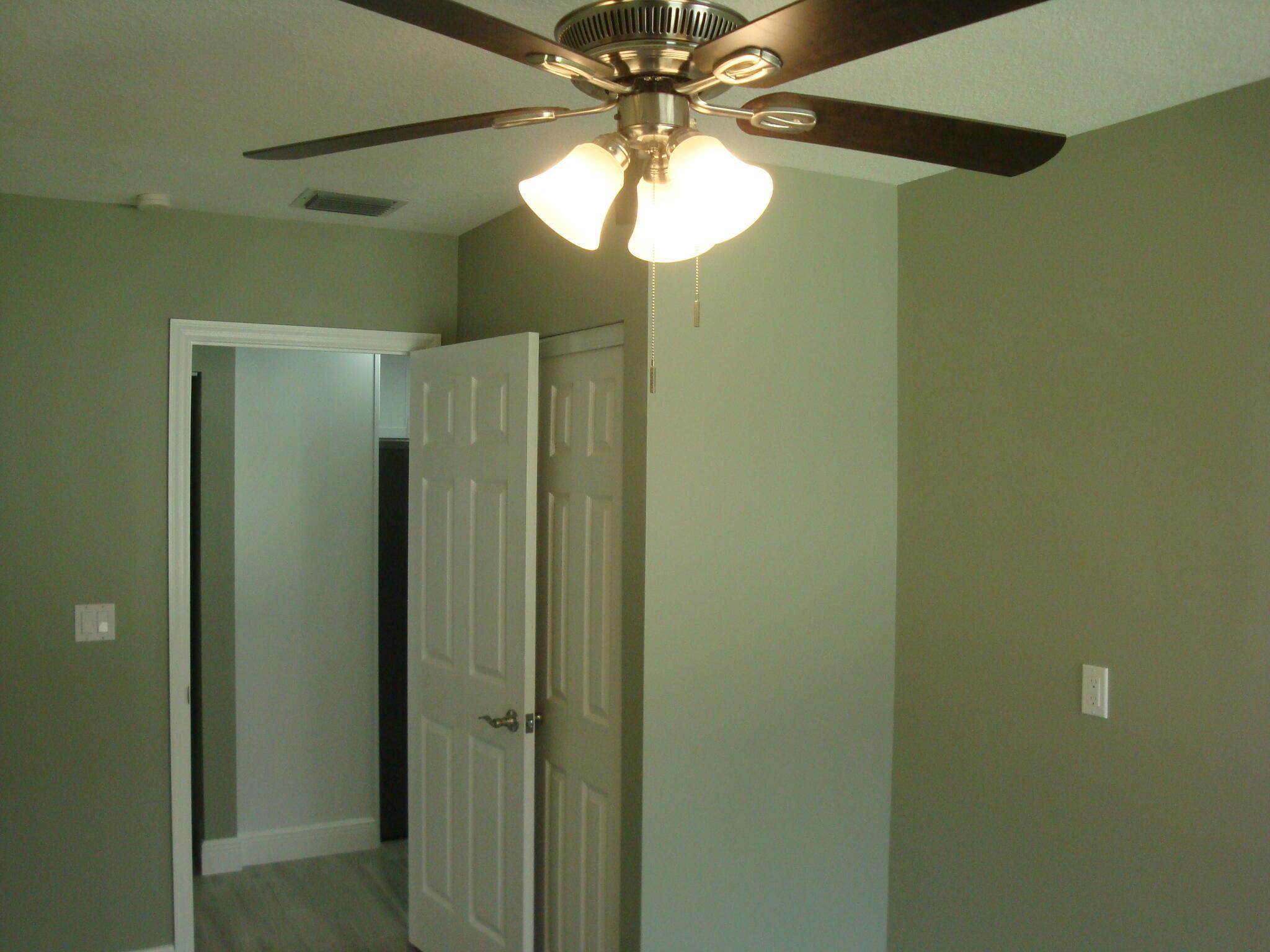 PALM HILL VILLAS UNIT THREE - Residential