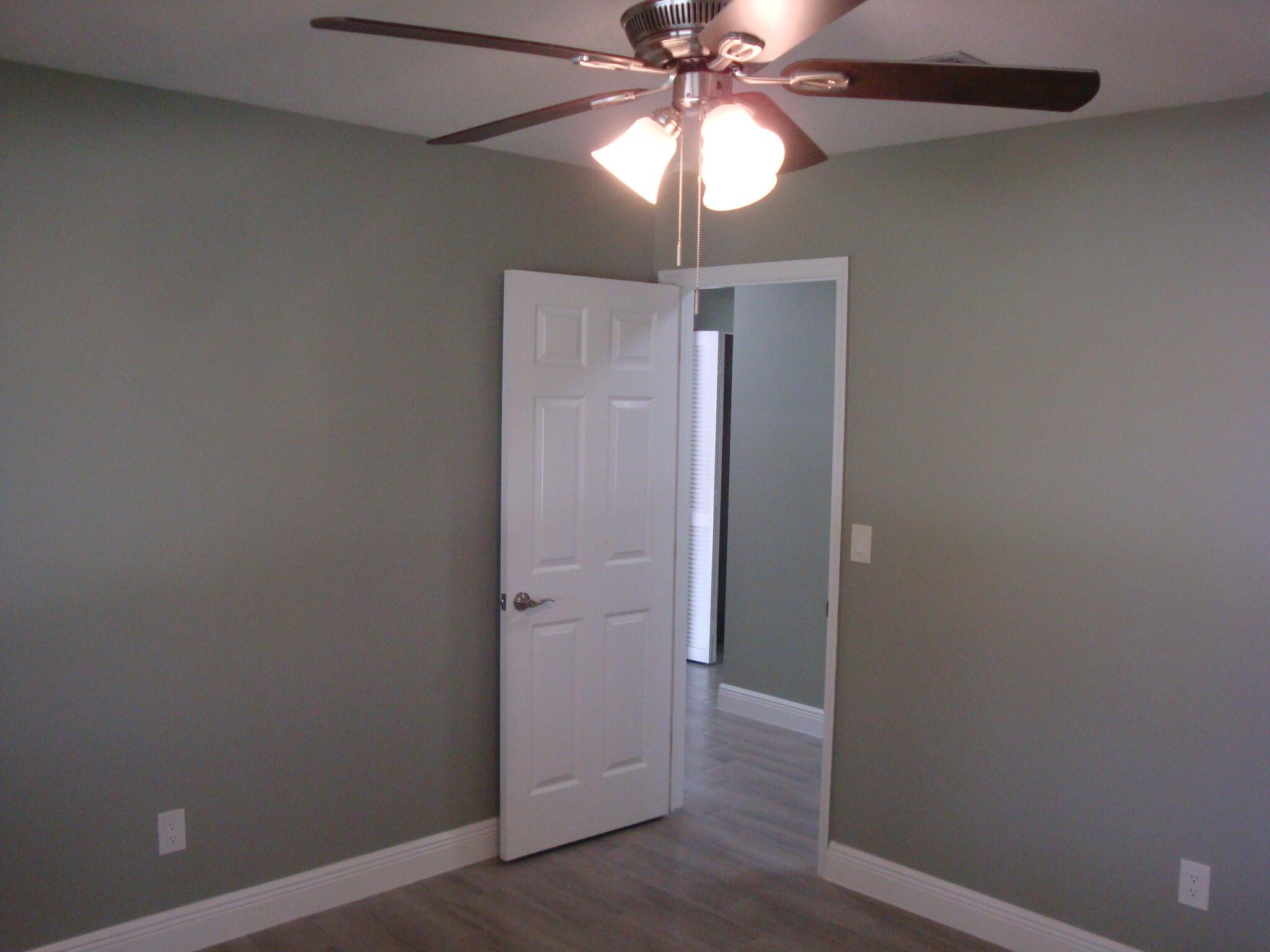 PALM HILL VILLAS UNIT THREE - Residential