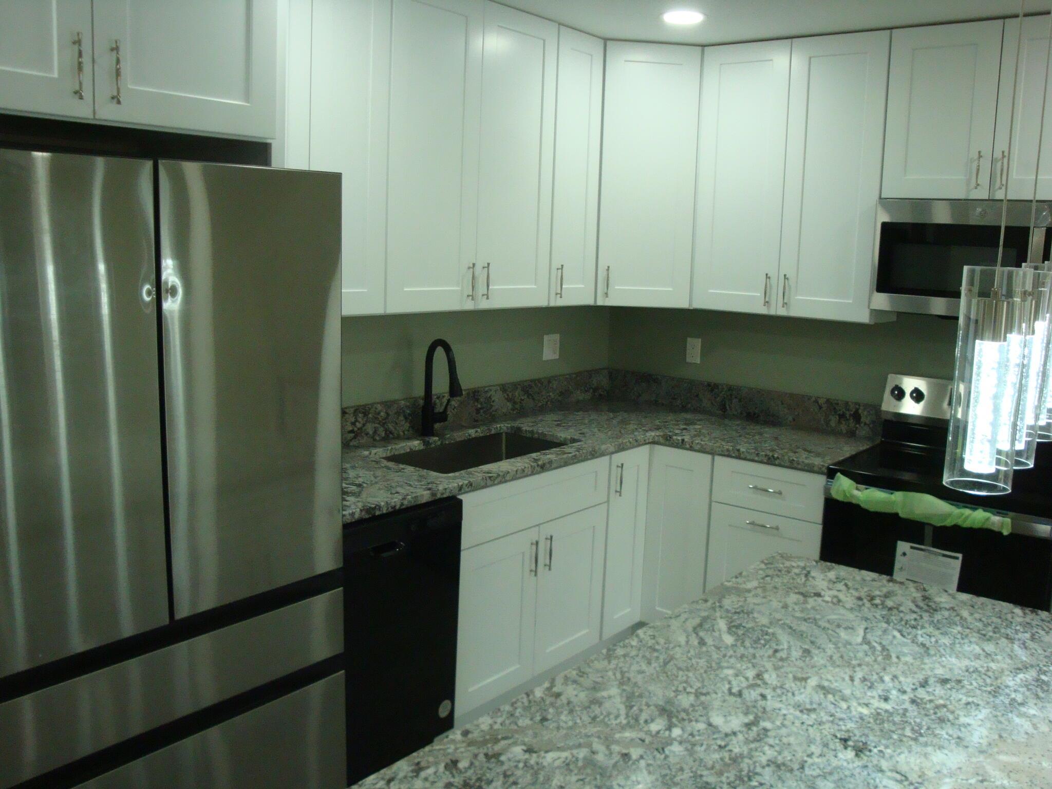 PALM HILL VILLAS UNIT THREE - Residential