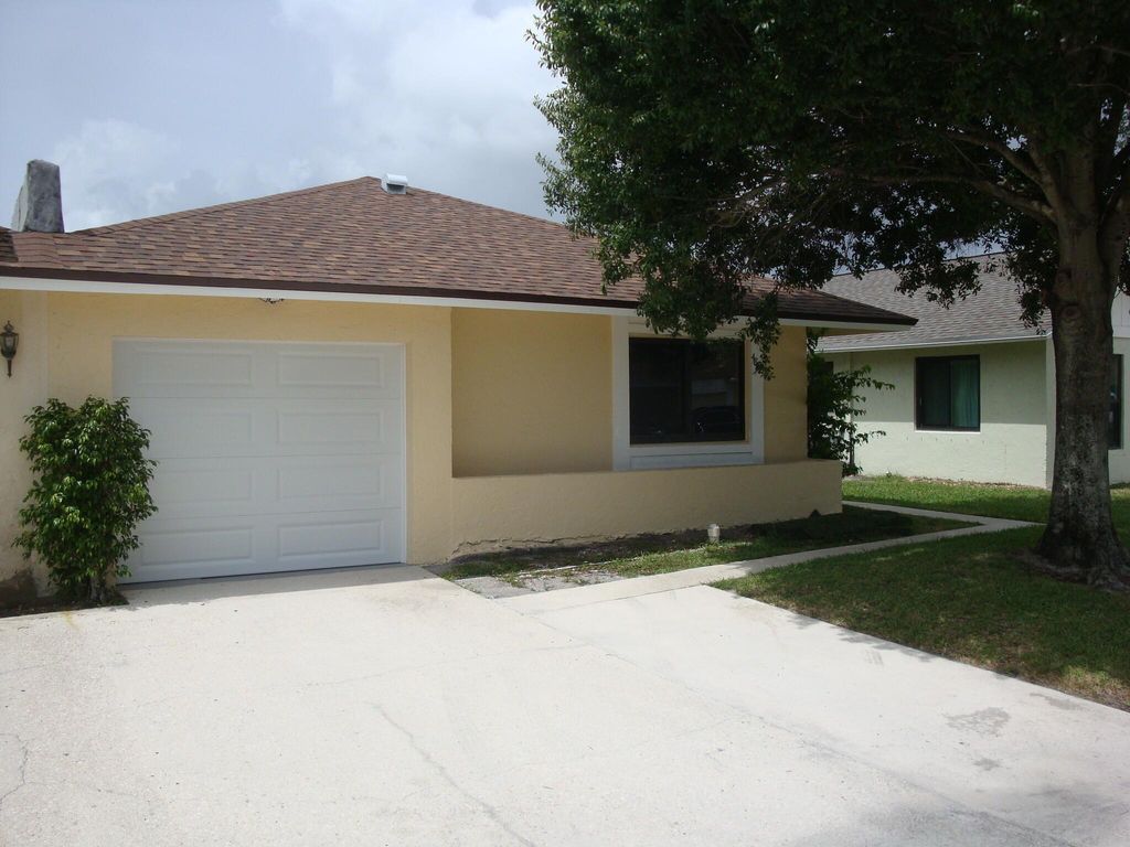 Photo of 4842 Luqui Court, West Palm Beach, FL 33415 (MLS # R11103228)