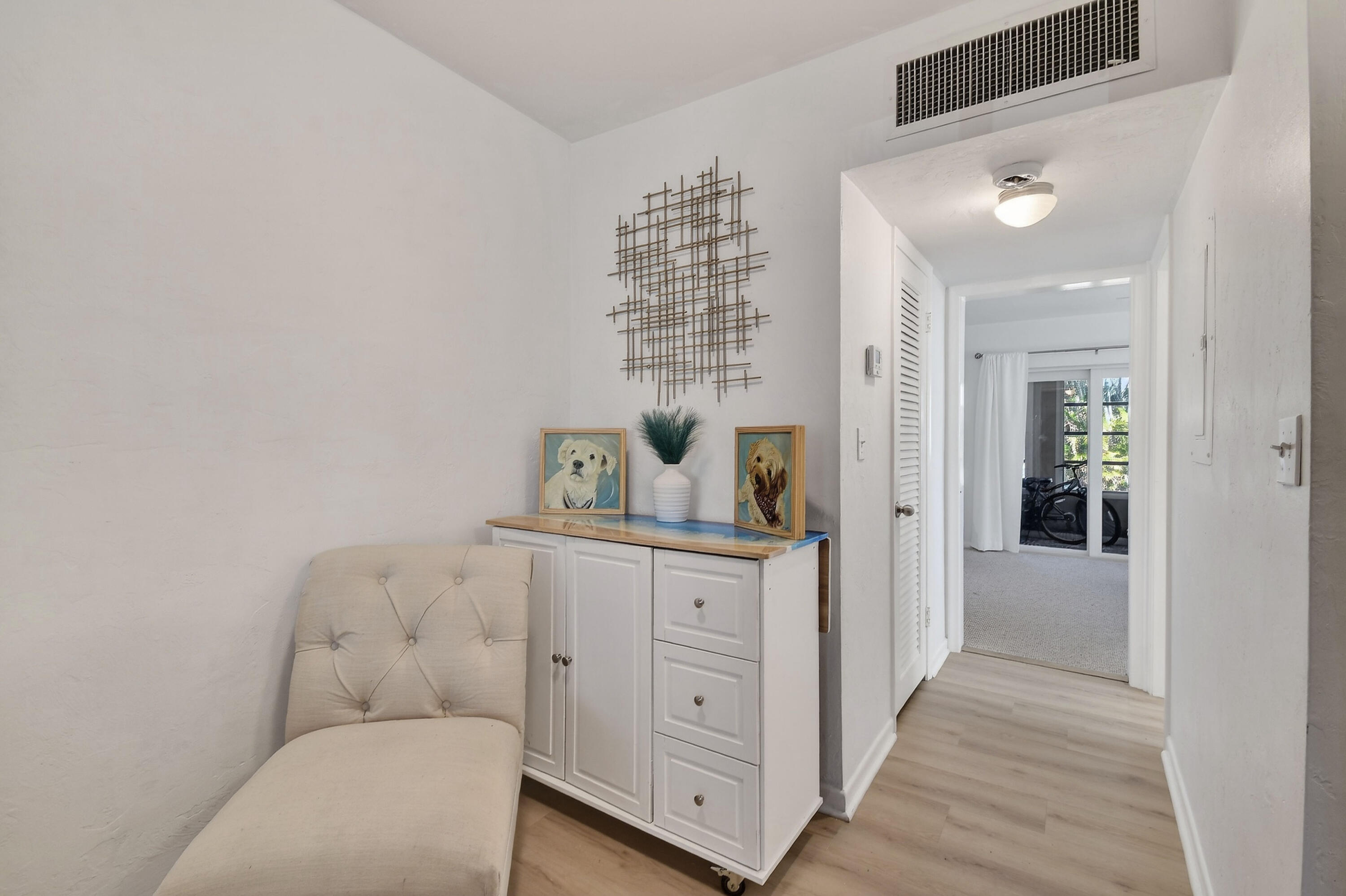 LAKESIDE POINT APT 7 CONDO - Residential