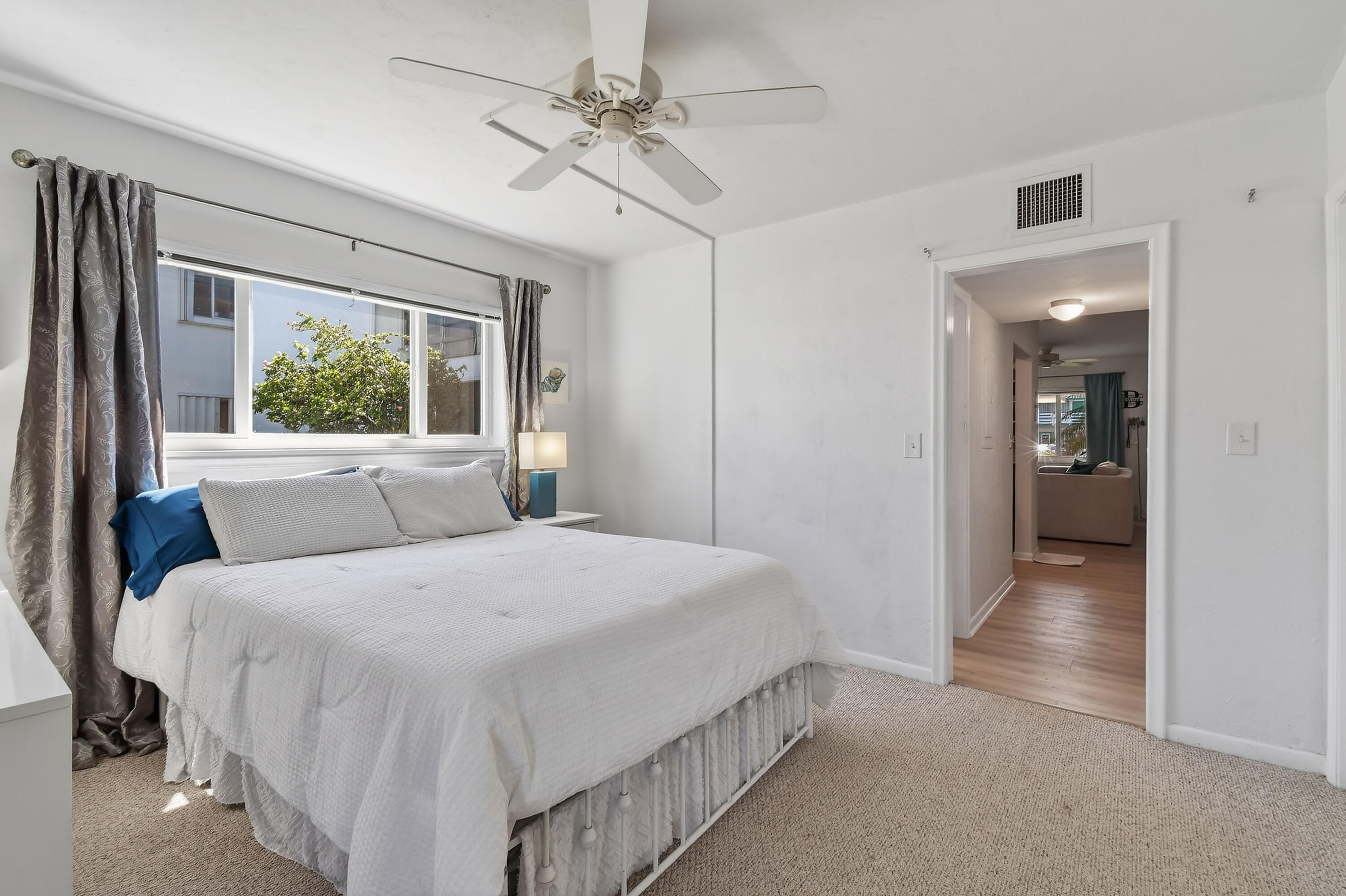 LAKESIDE POINT APT 7 CONDO - Residential